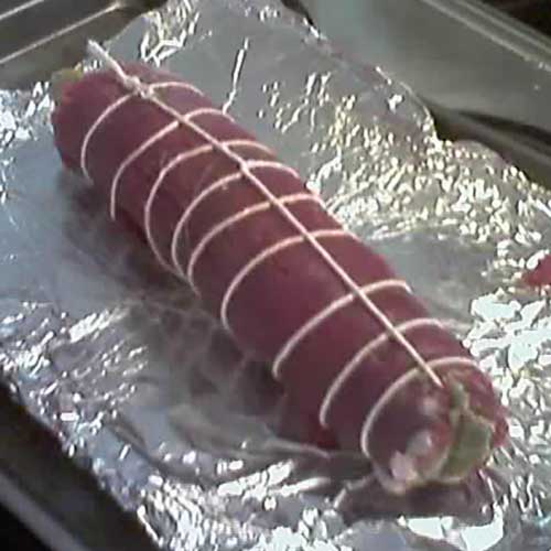 Varkensrollade met gedroogde pruimen
