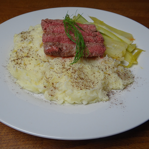 Aardappel-bloemkoolpuree met venkel